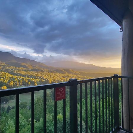 Stairway To Heaven, Breathtaking Mtn Views Indoor Pool & Hot Tub Appartement Gatlinburg Buitenkant foto